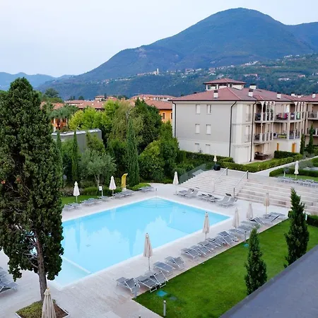 Apartament Garda Blue - Corte Fasanella - By Host4u Toscolano Maderno