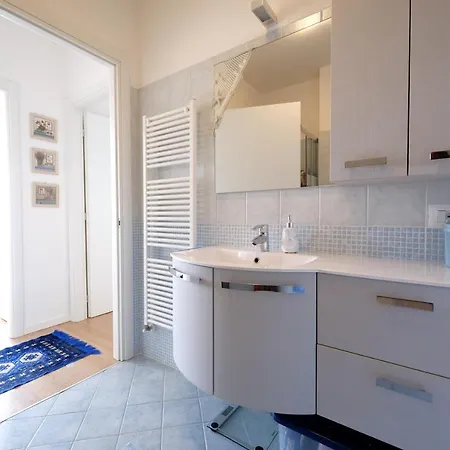 Apartament Garda Blue - Corte Fasanella - By Host4u Toscolano Maderno